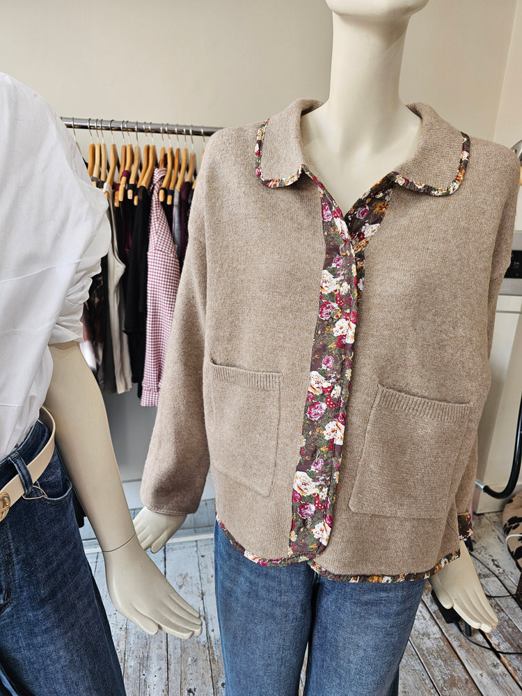 Betsy FLORAL-TRIM COLLARED CARDIGAN