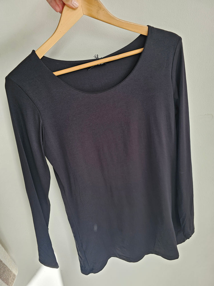 Zara basic long sleeve top in black