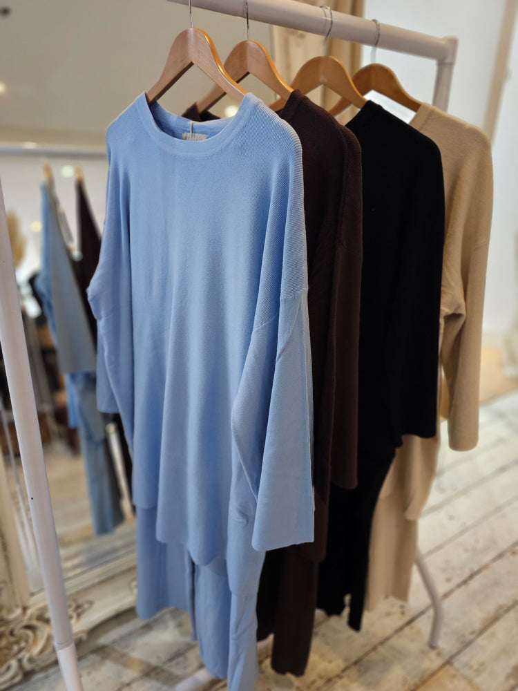 Tabitha round neck two piece set in baby blue