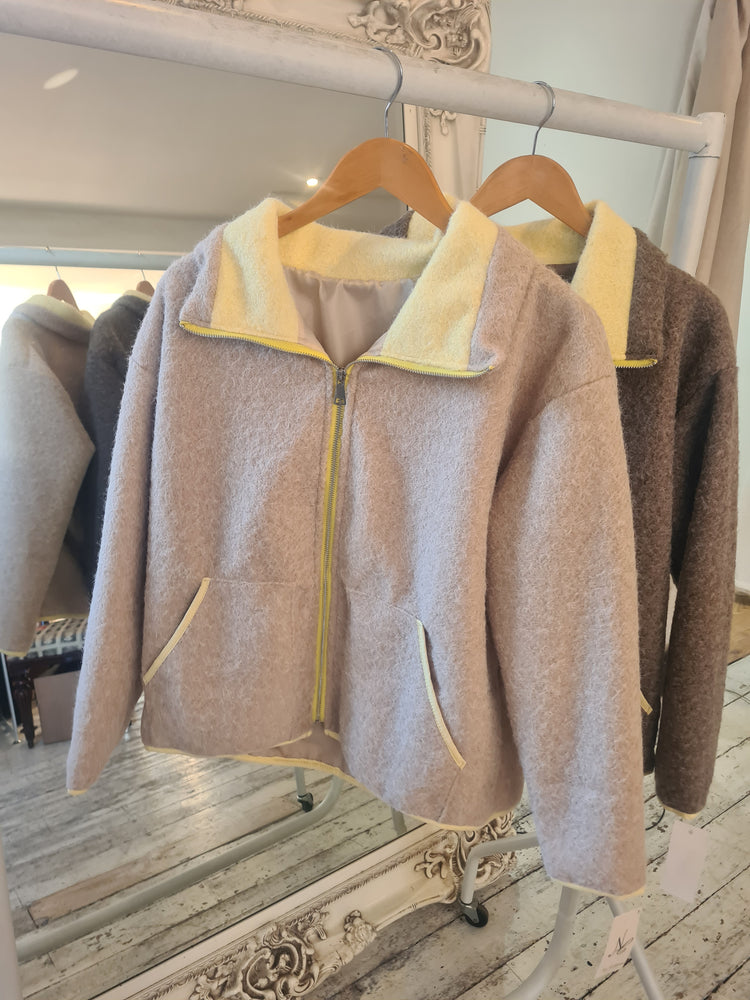 Julia collared zip through jacket in beige