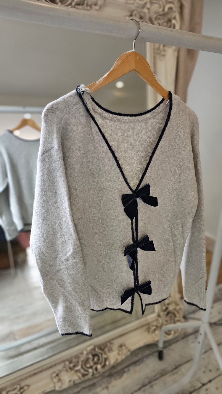 Yasmin bow back jumper in grey