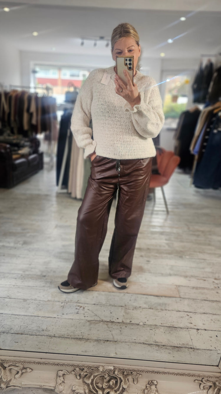 Wide Leg Magic Trousers in Chocolate