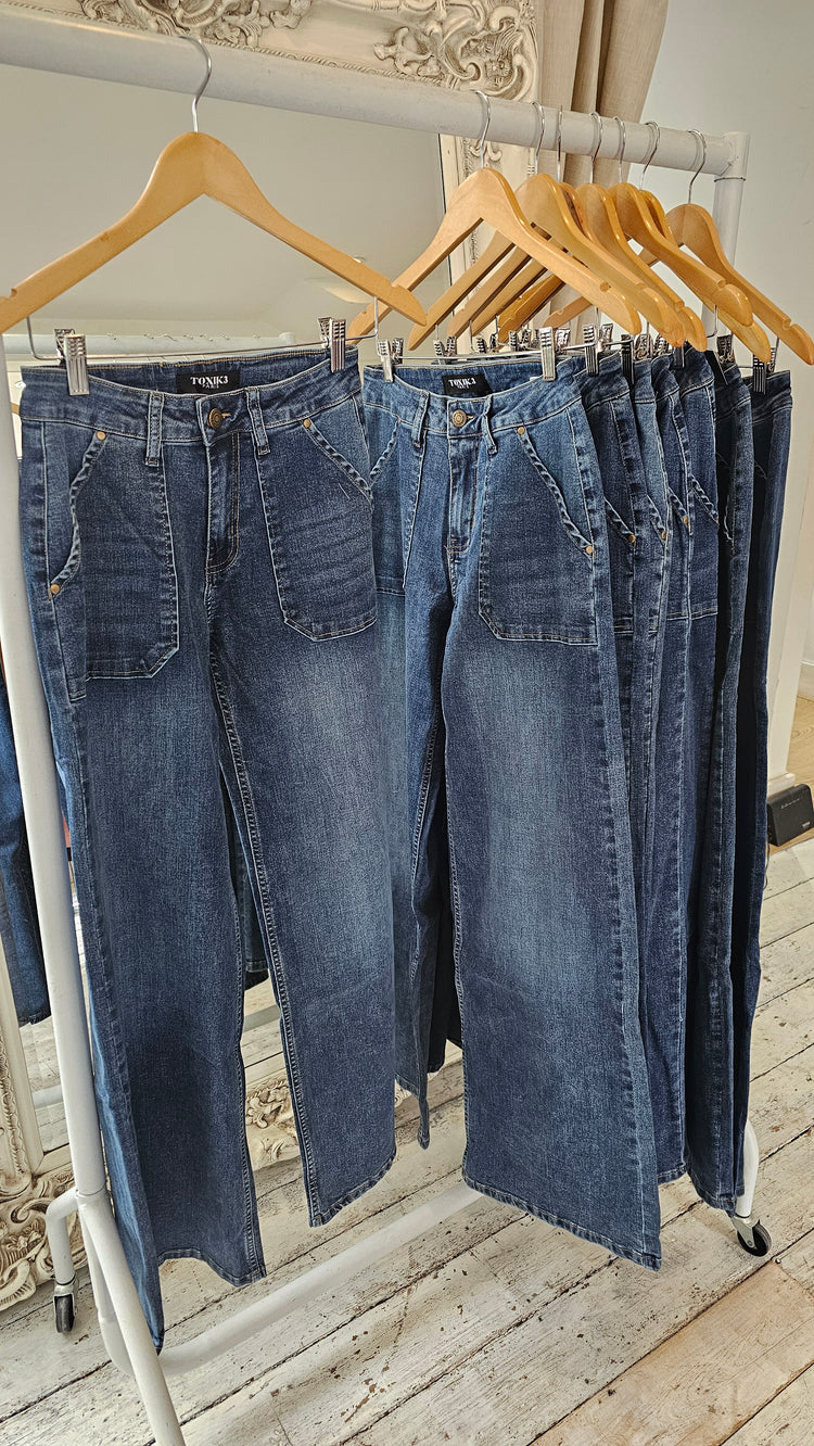 Stretchy wide leg pocket detail jeans in dark blue