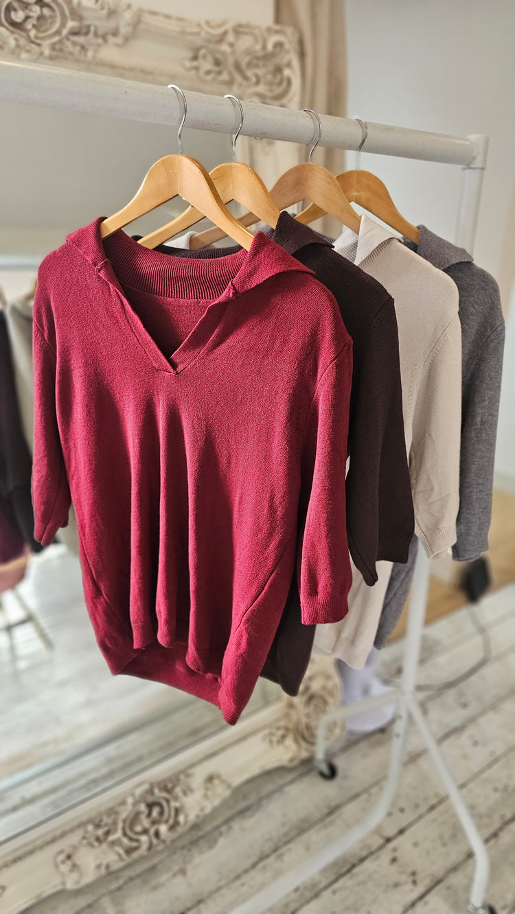Hailey Collared V-neck light knit jumper wine