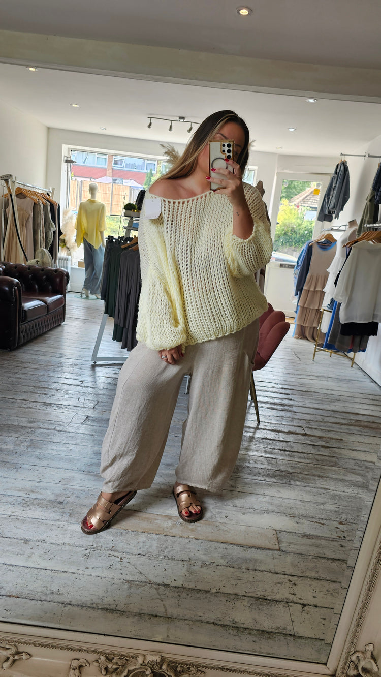 Melissa oversized jumper in lemon