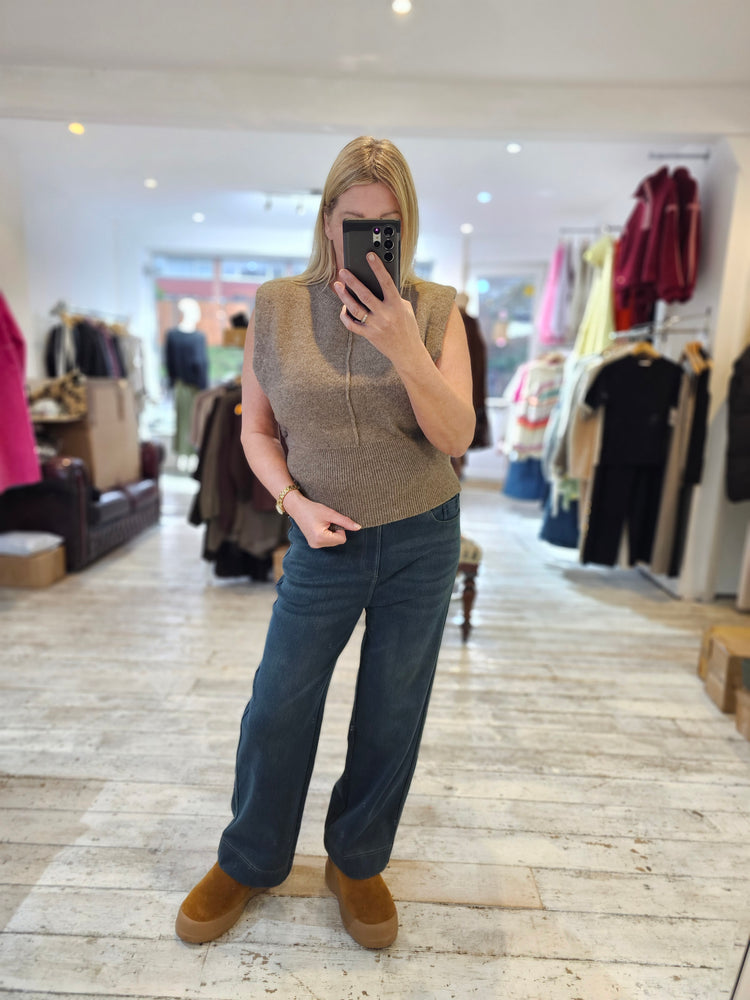 Pandora Structured Sleeveless ribbed knit top in mocha