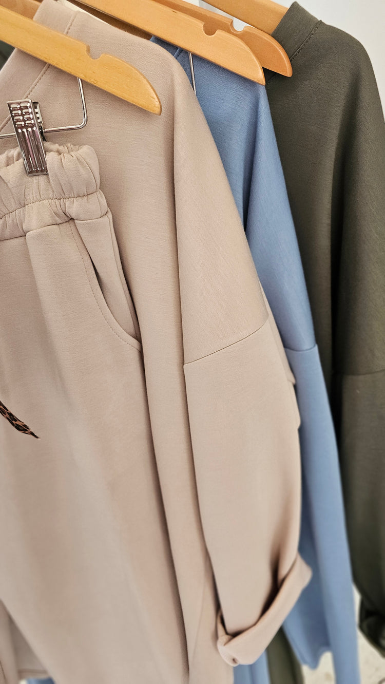 Billie leopard tie v neck two piece in beige
