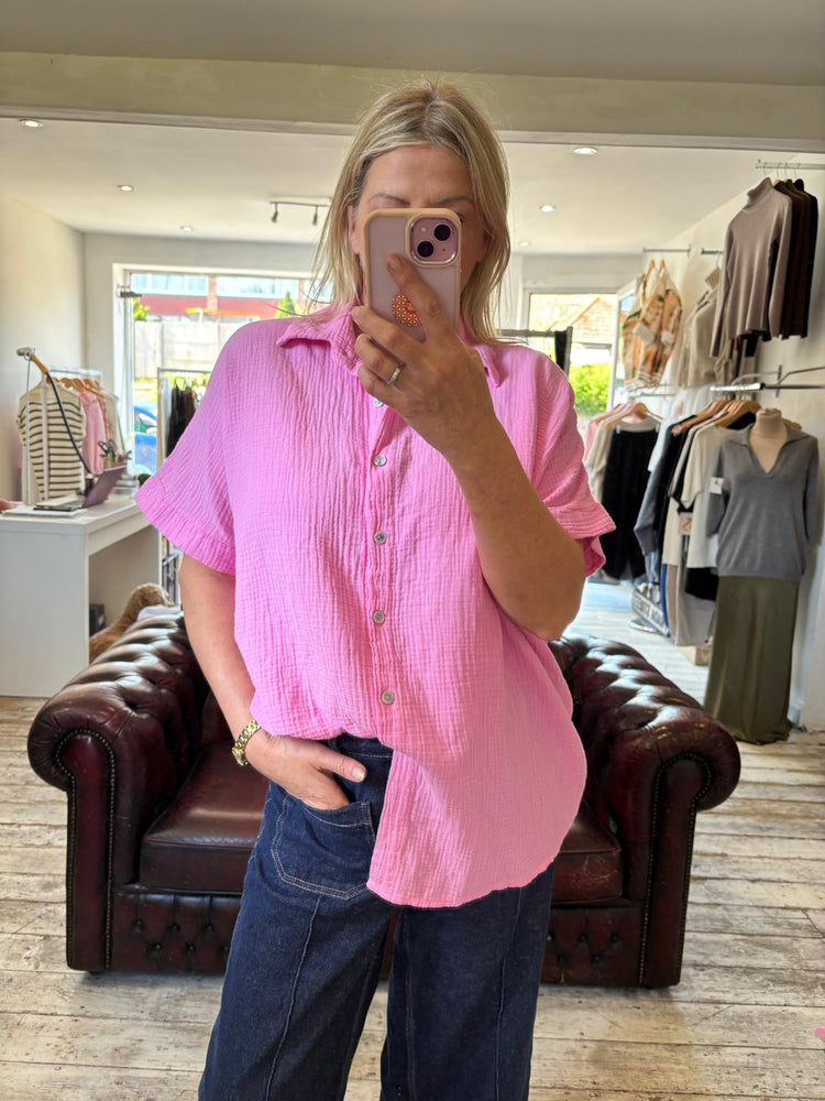 Rita cheesecloth half sleeve blouse in hot pink