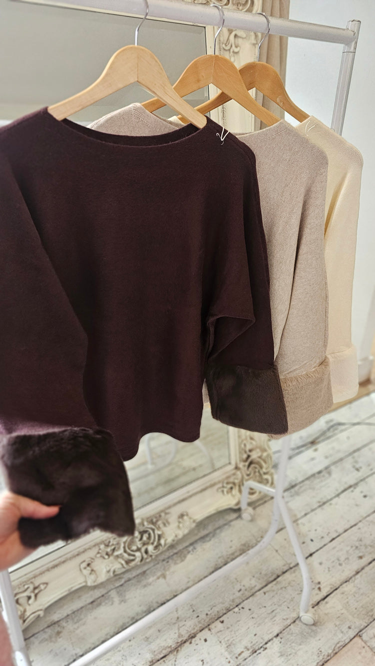 Daphne Faux Fur Sleeve Jumper in Chocolate