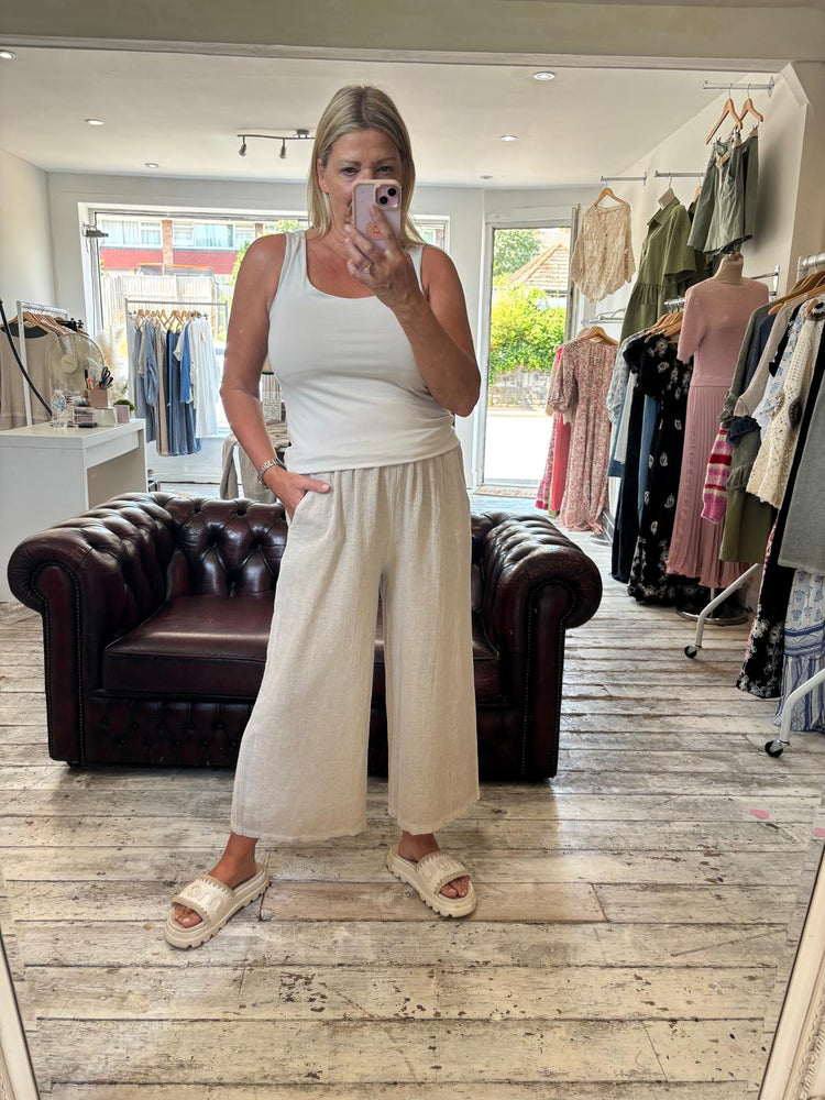 Remi Linen blend cropped trouser in Beige