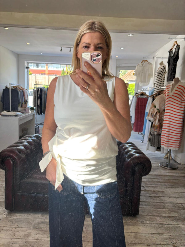 EVE JERSEY SIDE TIE SLEEVELESS TOP IN WHITE