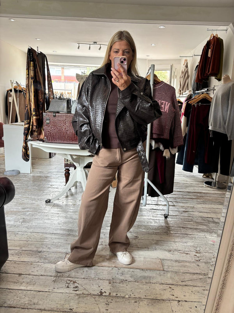 KHLOE MOCHA BALLOON FIT STRETCHY JEANS