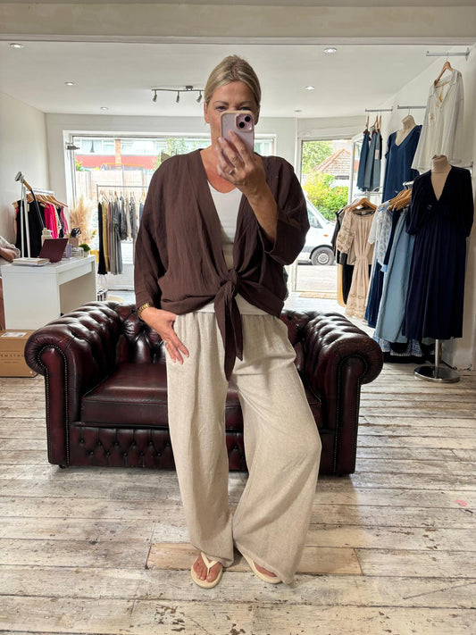 TABBBY FRONT KNOT KIMONO IN CHOCOLATE