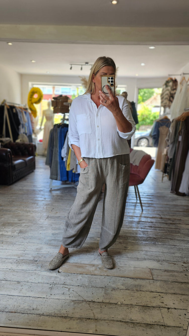OLIVE FRONT POCKET TROUSERS IN MOCHA