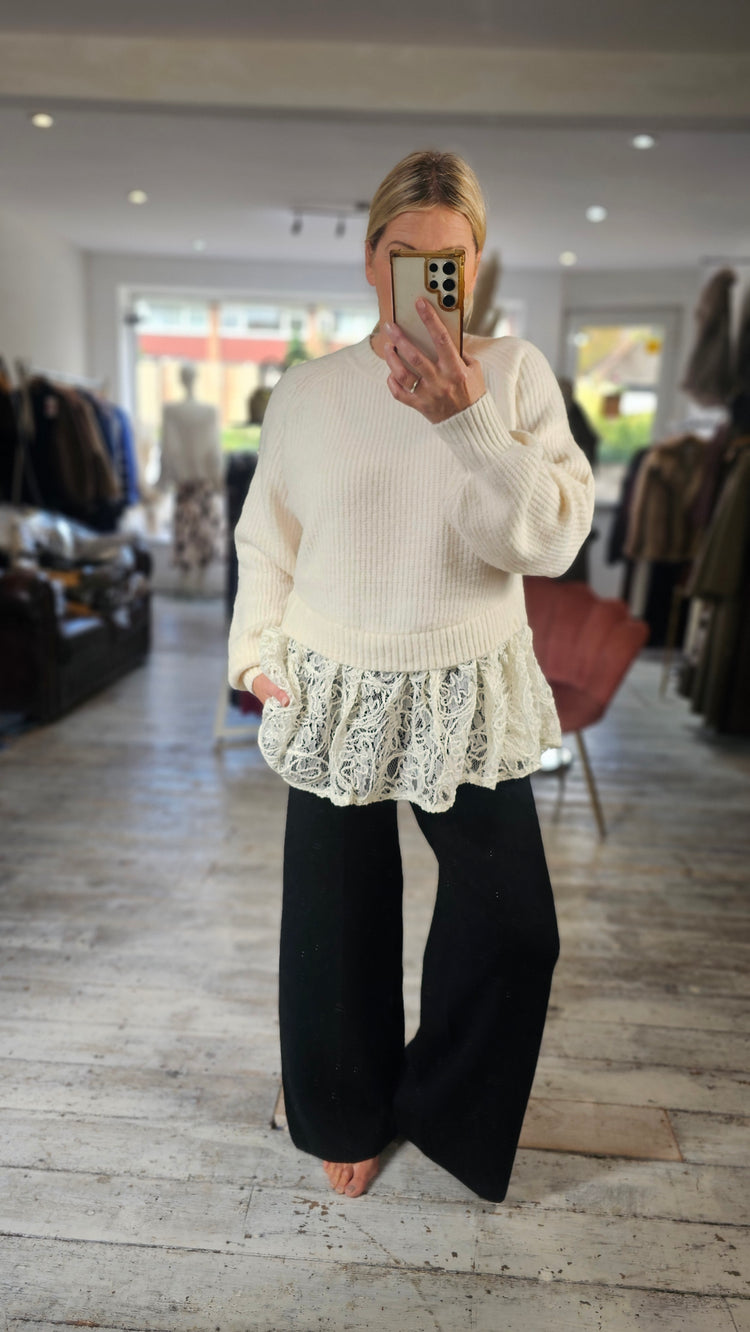 Indie Textured hem jumper in cream