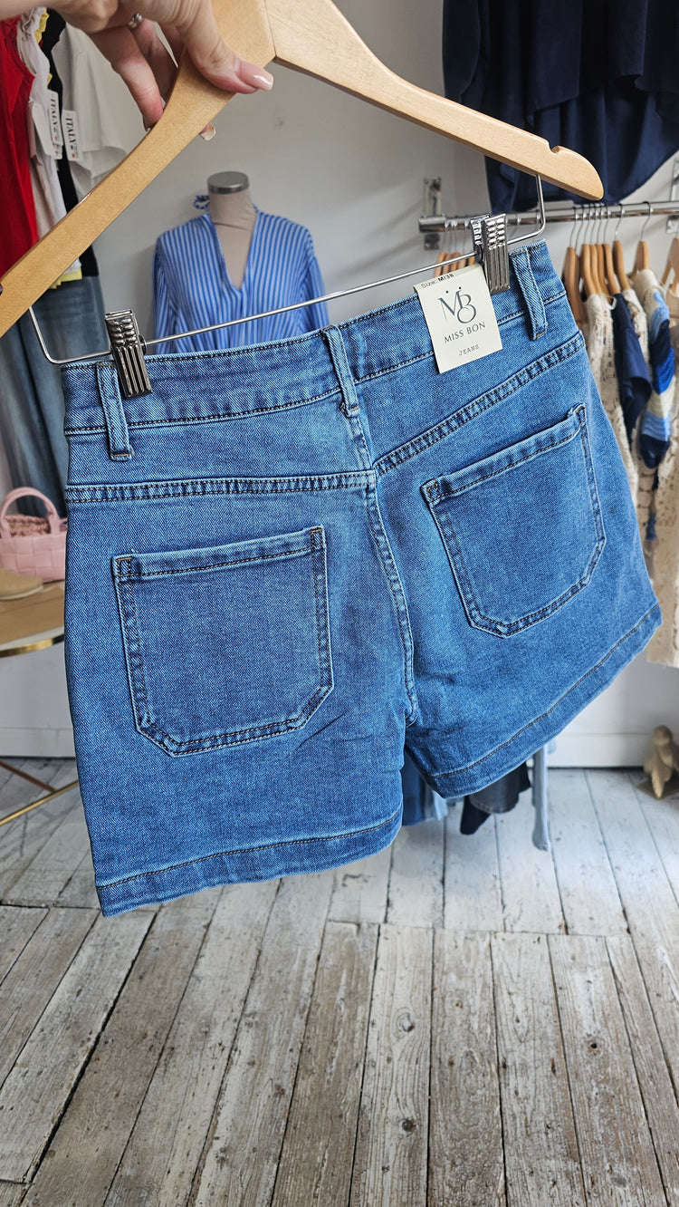 Stretchy pocket detail denim shorts