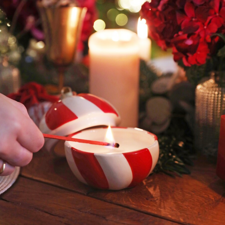CANDY CANE STRIPE CINNAMON BAUBLE CANDLE