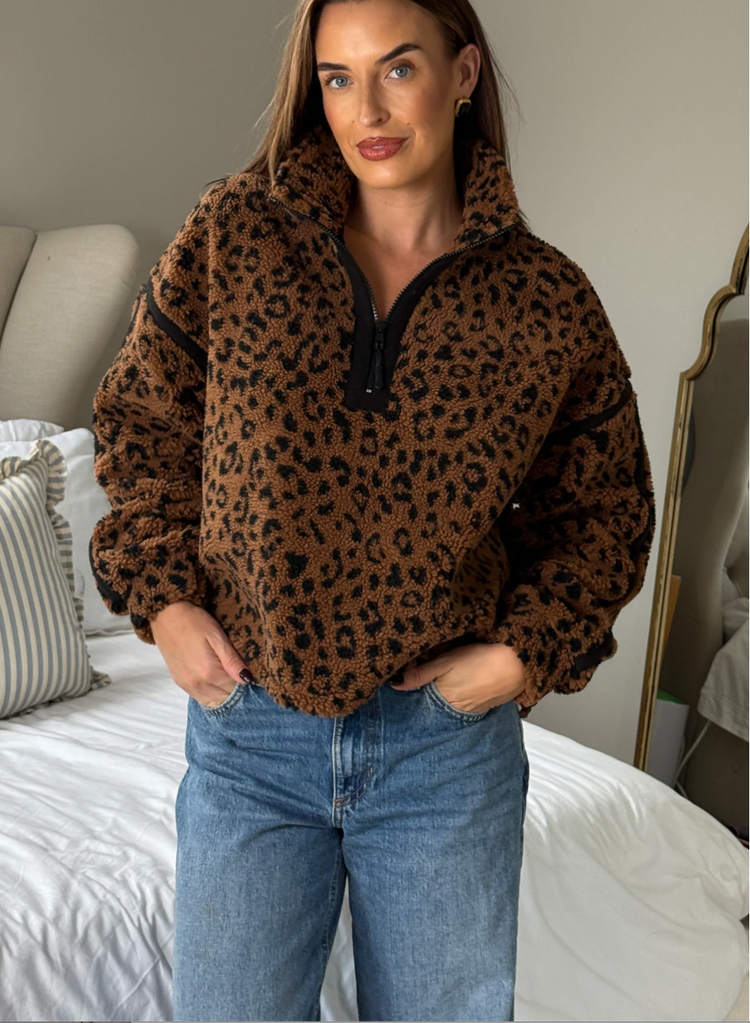 Lulu Contrast Binding 1/4 Zip Fleece animal print