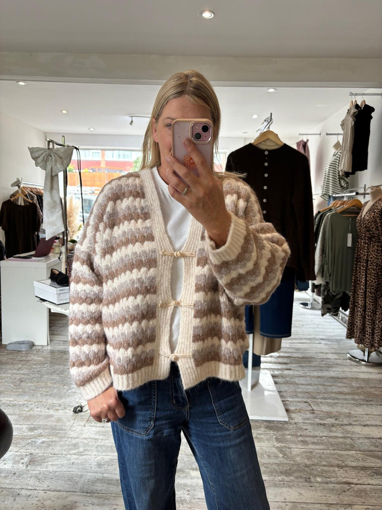 Jody Multicoloured button up knitted cardigan in beige