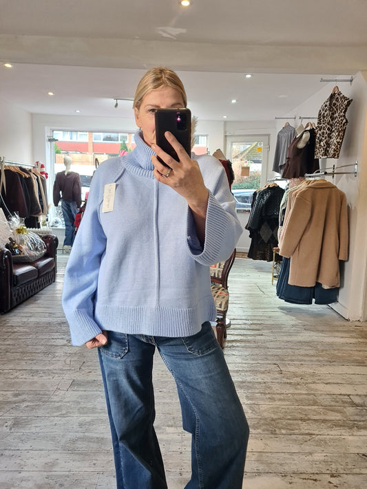 TILLY  ROLL NECK RAGLAN SLEEVE JUMPER IN POWDER BLUE