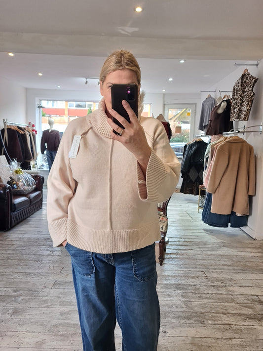 TILLY  ROLL NECK RAGLAN SLEEVE JUMPER IN beige