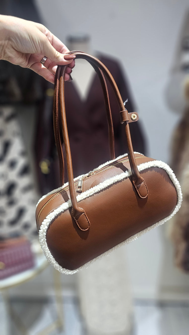 Teddie bowling bag in coffee