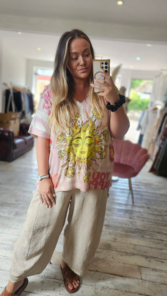 Do what makes you happy graphic top