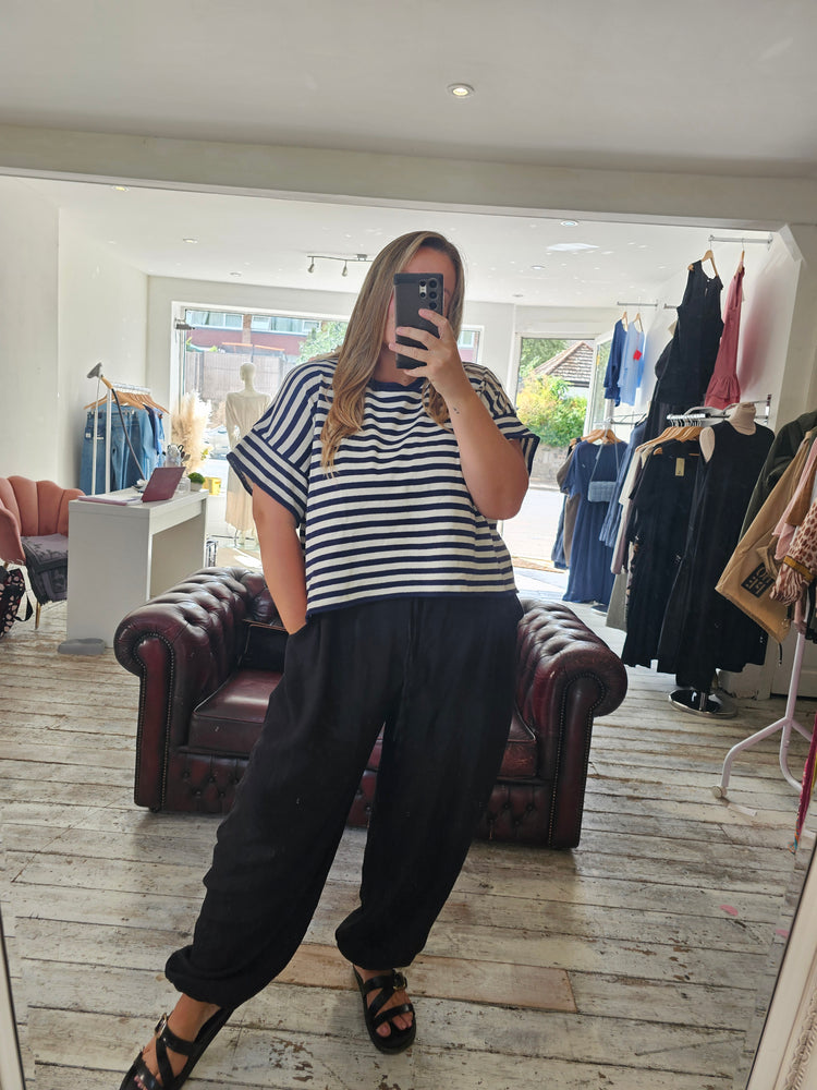 Demi Cotton Knitted Cropped Stripe Tee in navy