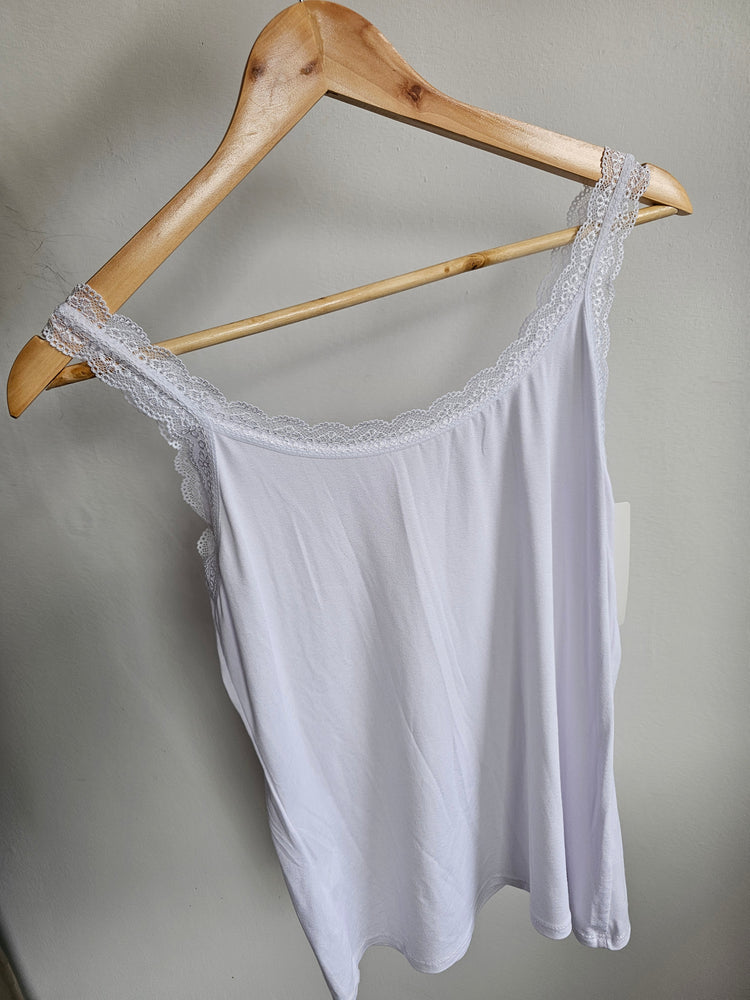 Lace trim camisole in white