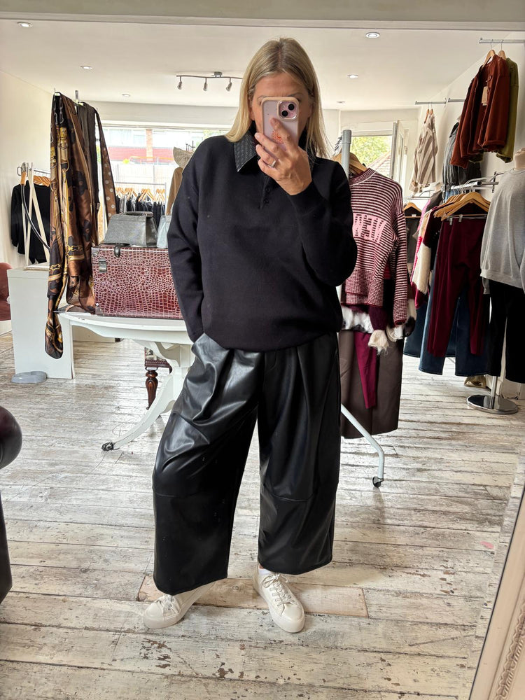 RITA LEATHER LOOK BARREL LEG TROUSER IN BLACK