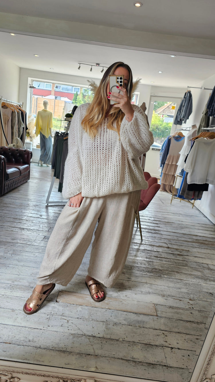 Melissa oversized jumper in beige