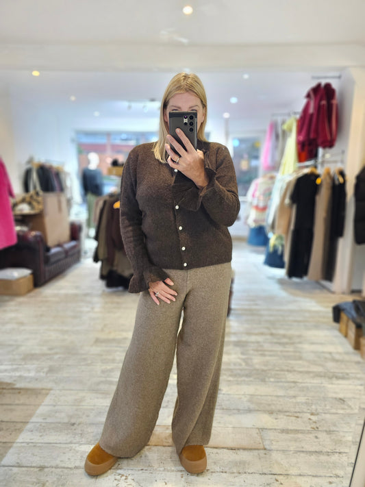 Josie wide leg knit trousers in Mocha
