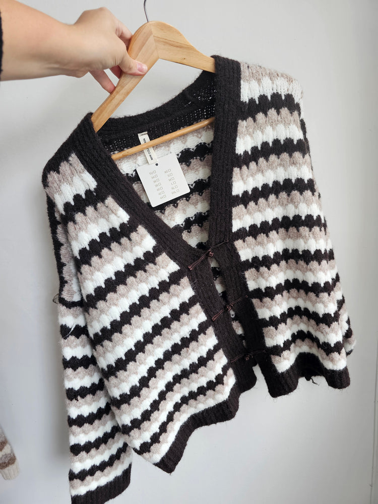 Jody Multicoloured button up knitted cardigan in chocolate