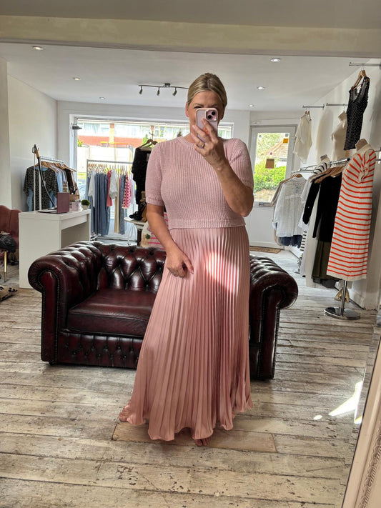 Willow short sleeve light knit and pleated shirt dress in dusky pink