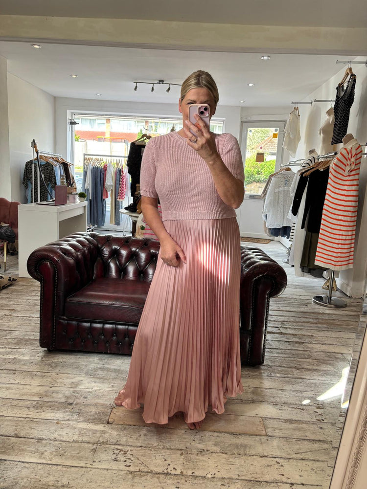 Willow short sleeve light knit and pleated shirt dress in dusky pink