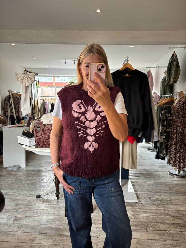 Larry the lobster knitted tank top in burgundy/pink