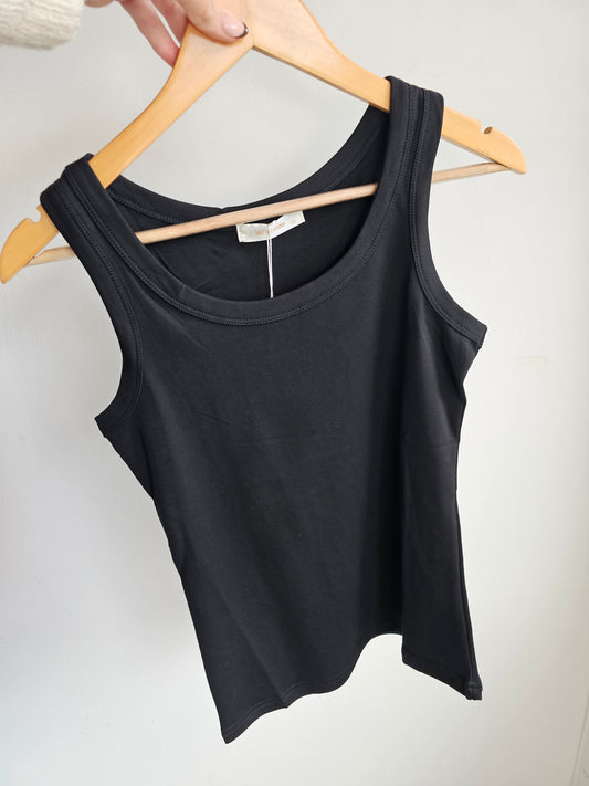 Tammy Stretch Cotton Vest in black