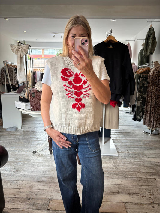 Larry the lobster knitted tank top in beige/red