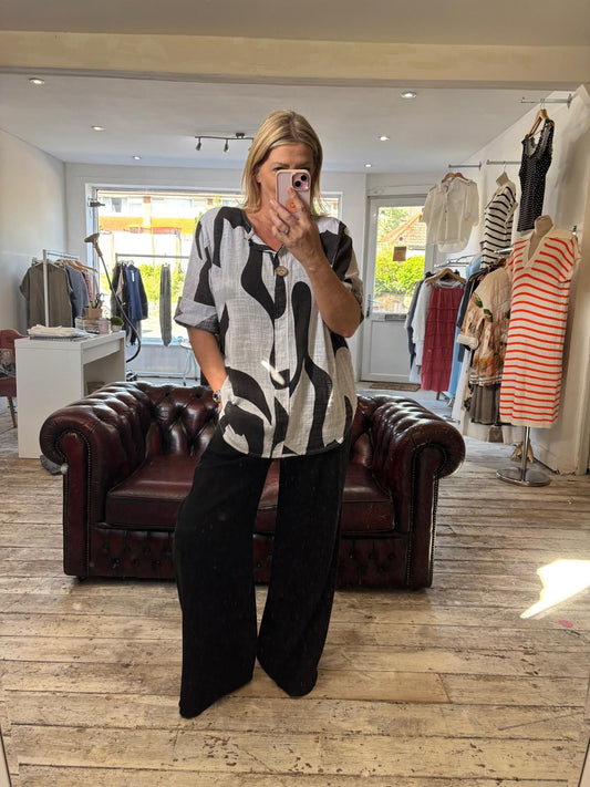 Jazz abstract cotton blouse in black