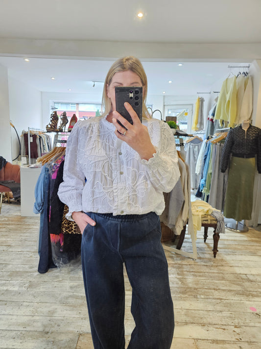 Sophia frill detailed embroidered cotton shirt in white