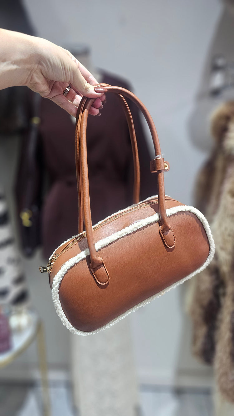 Teddie bowling bag in tan