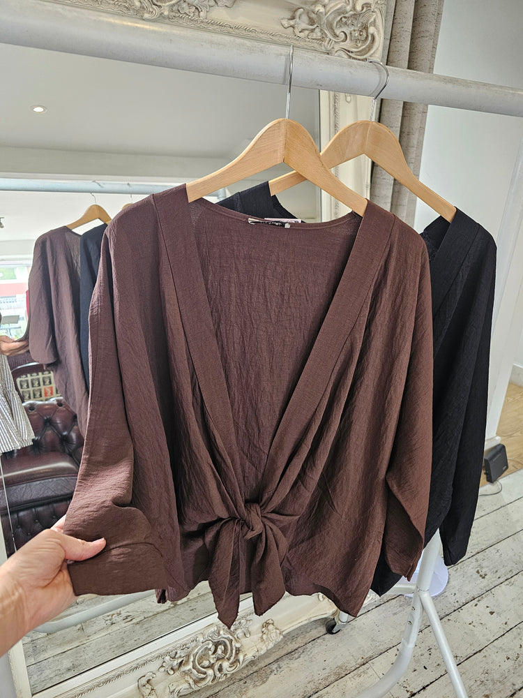TABBBY FRONT KNOT KIMONO IN CHOCOLATE