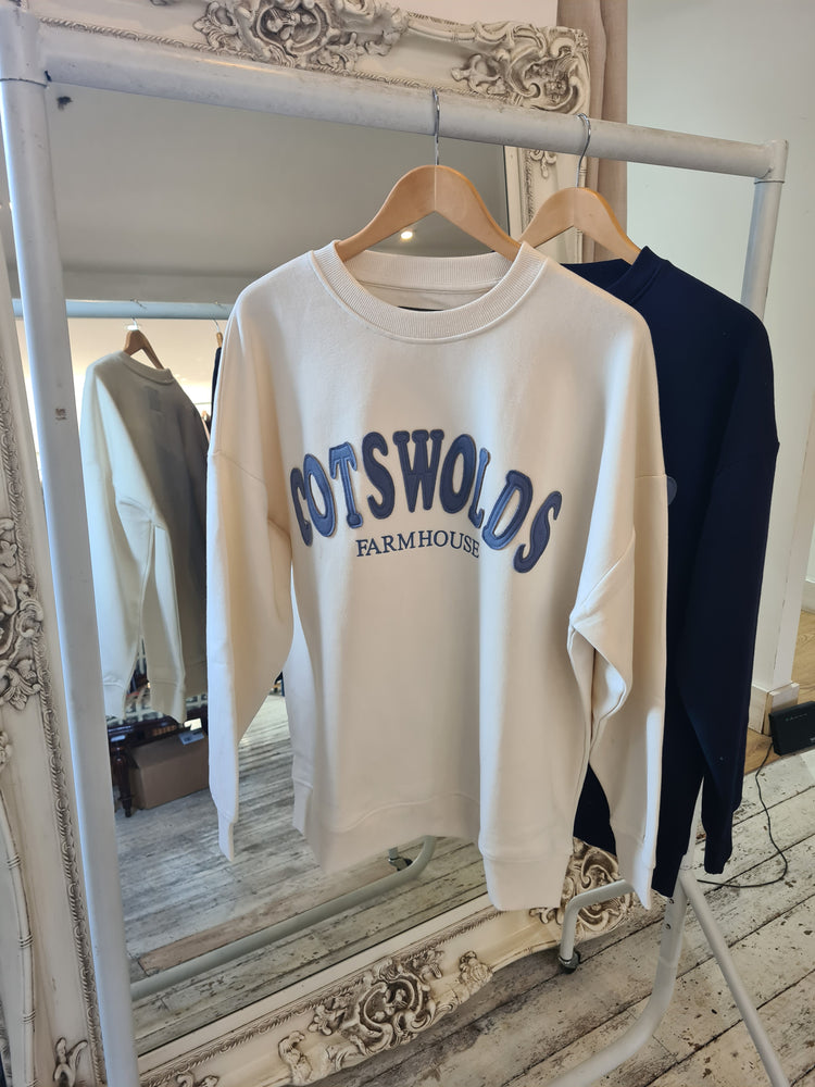 COTSWOLDS CREW NECK SWEATSHIRT IN IVORY