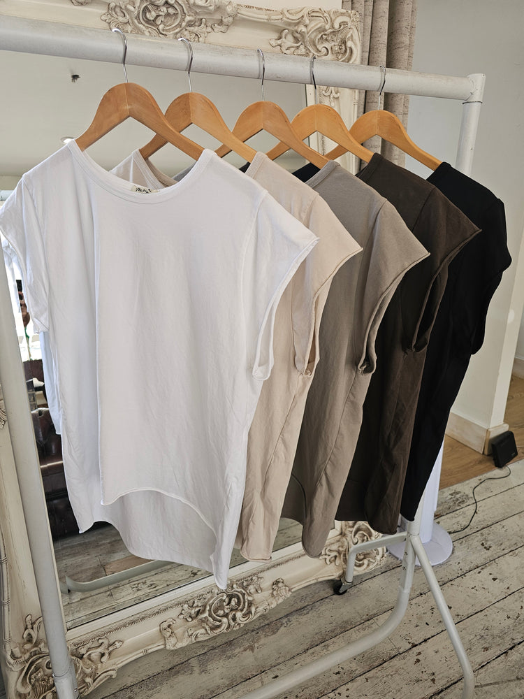 STELLA CAP SLEEVE ROLLED EDGE TOP IN WHITE