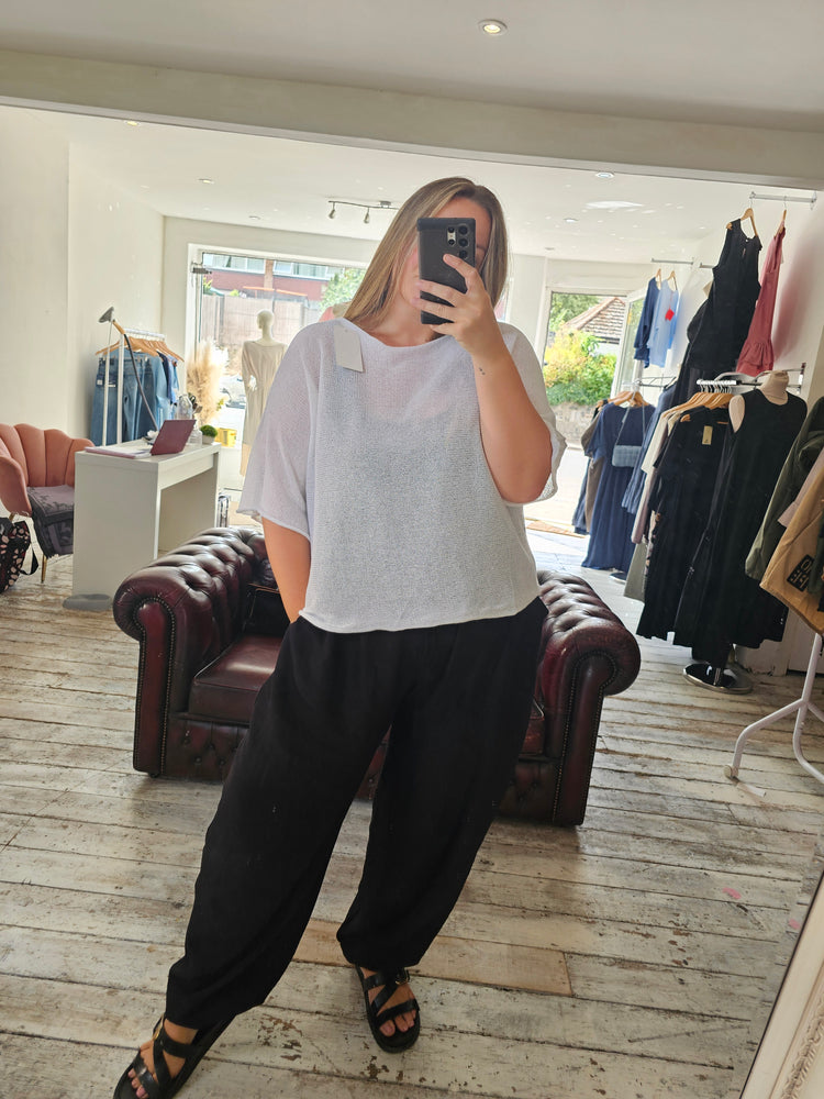 Bonnie lightweight layering knit in white