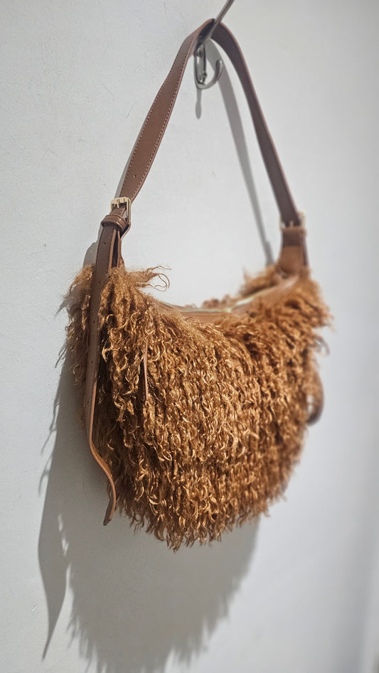 Tia Fluffy bag in tan