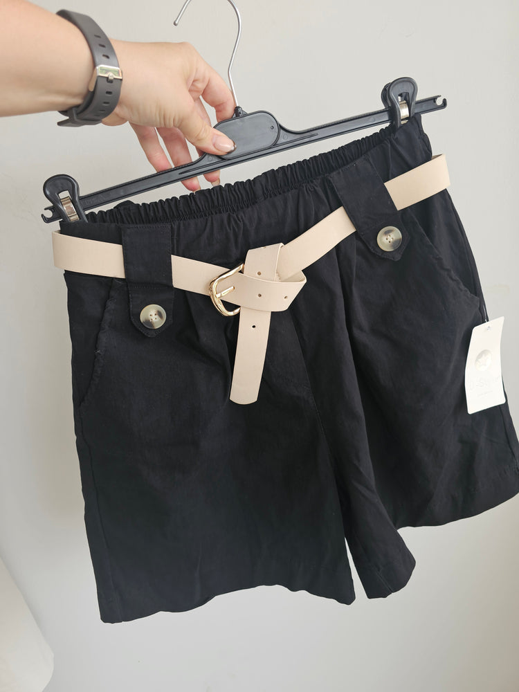 Indie Elasticated waist shorts in black