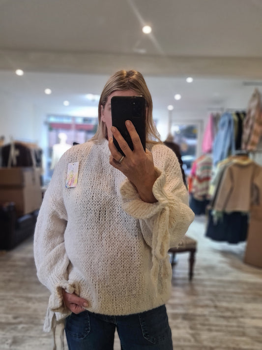 Posie Tie sleeve detail knit in light beige