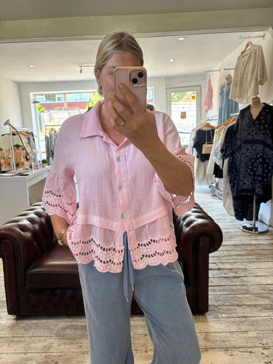 LILY LINEN BLEND ANGLAISE HEM SHIRT IN CANDY PINK