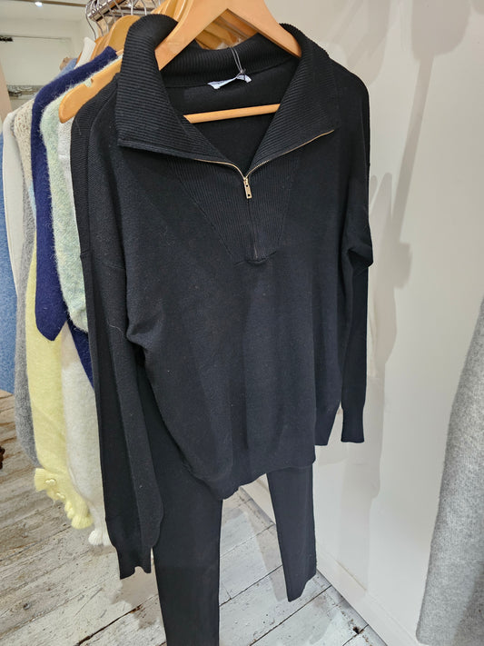 Demi quarter zip two piece set in black